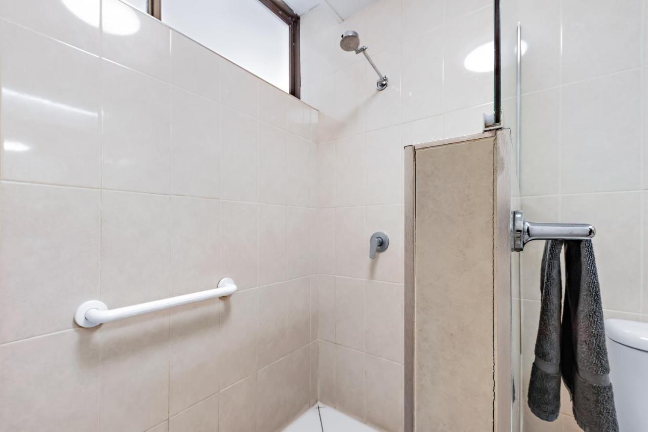 איירלי ביץ' Ocean View 33A Studio Pool Ocean View Wifi מראה חיצוני תמונה